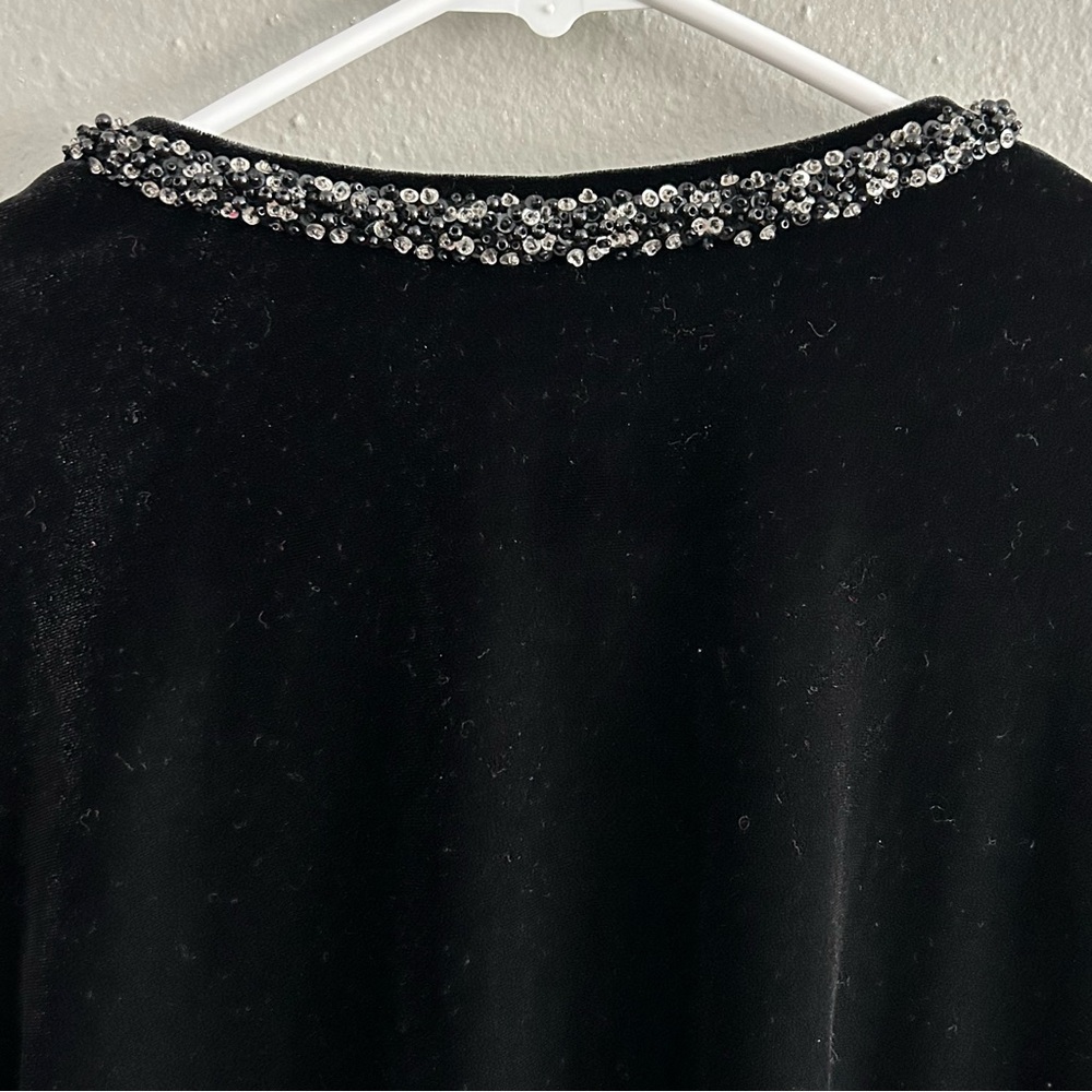 CACHET Beaded Black Velvet Jacket Cardigan Size 12 L Stretch Open Placket Topper - Picture 5 of 6